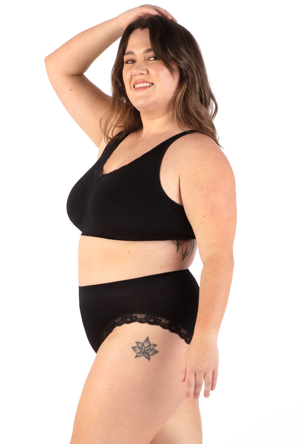 Lightweight Wire Free Bra and Lace High Cut Set
