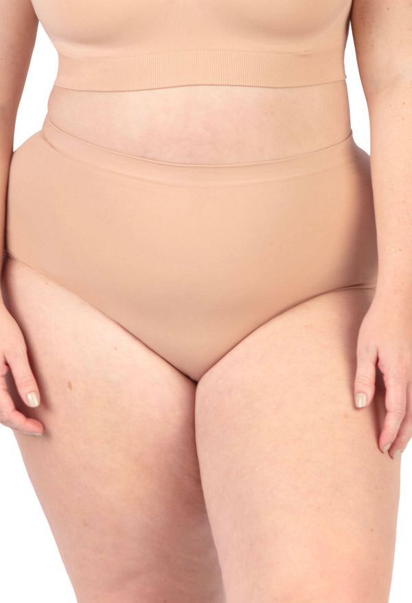 Travel Essentials - Women's Full Briefs - Cotton Rich