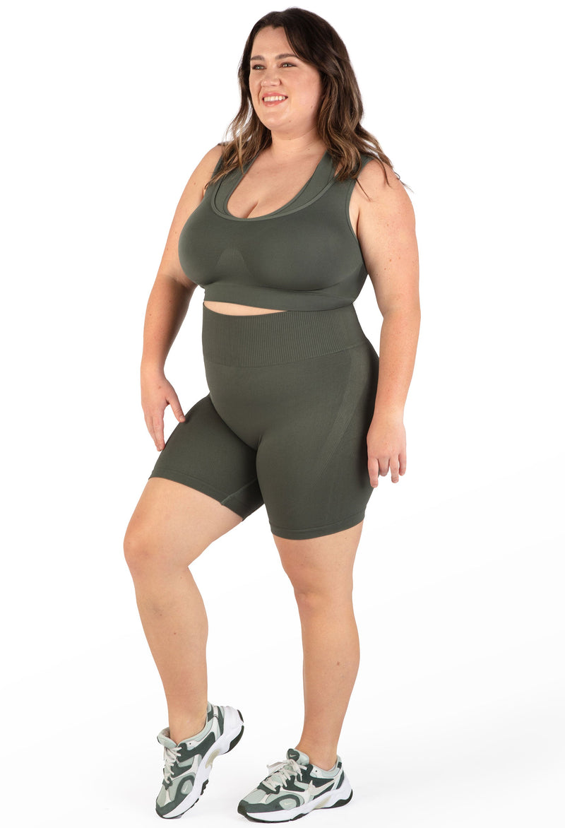 Plus Size Seamless High Waist Midi Biker Shorts